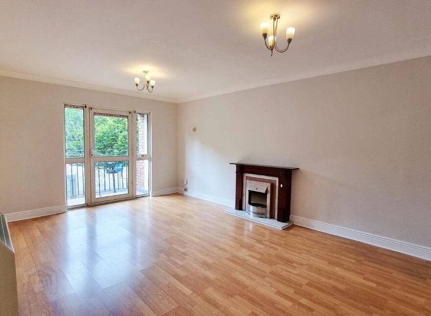 Apartment 11 Trinity Square, Townsend Street, Dublin 2, D02RX76
