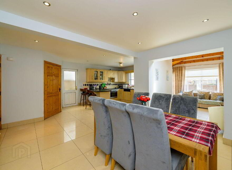 57 Mornington Court, Mornington, A92D7D2