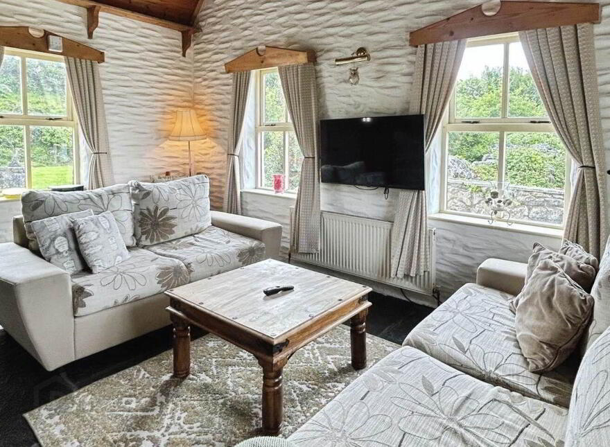 Rose Cottage, Oughtdarra, Lisdoonvarna, V95K6C5