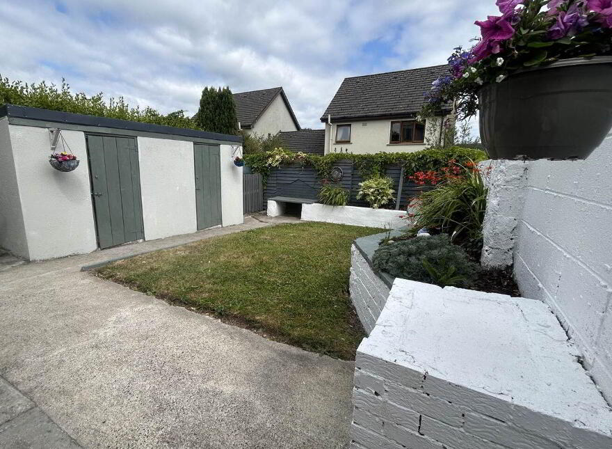 8 Inchicronan, Crusheen, V95N406