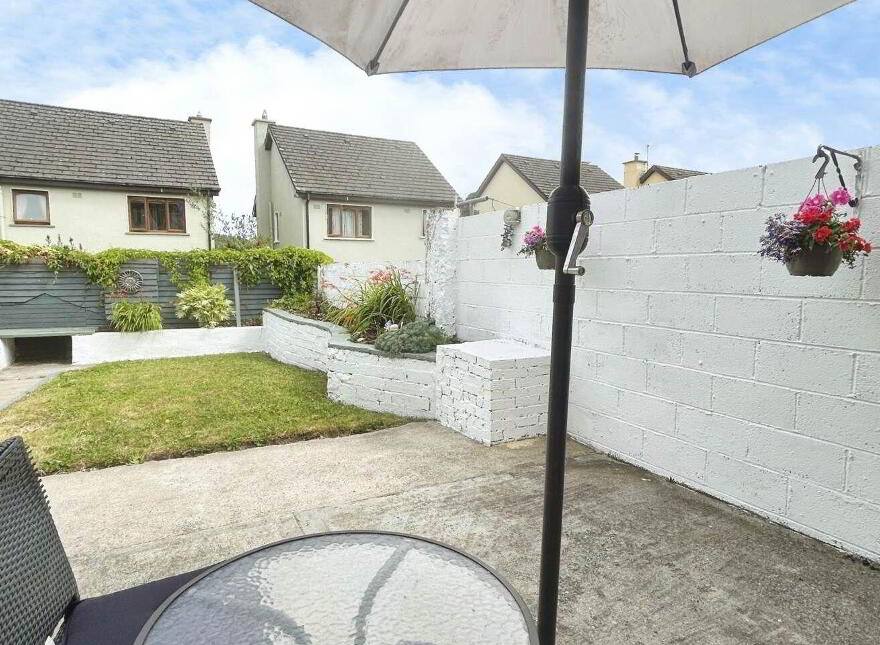 8 Inchicronan, Crusheen, V95N406