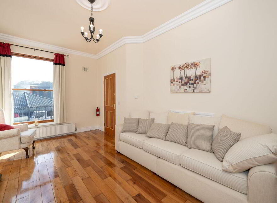 2 The Villas, Glenbrook, T12F97E