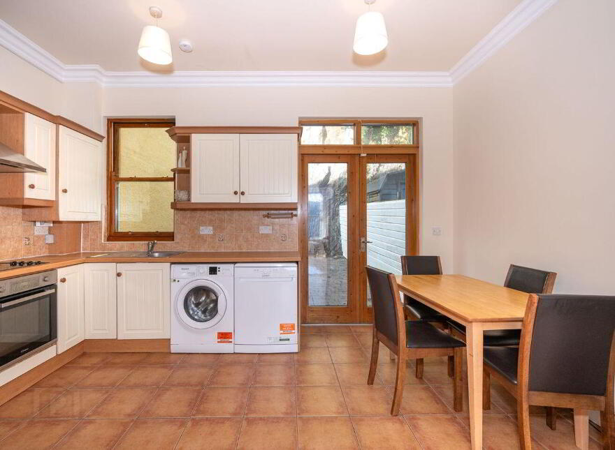 2 The Villas, Glenbrook, T12F97E