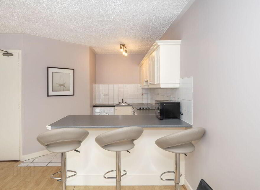 Apartment 27 Salmon Weir, Cork City Centre, T12RC03