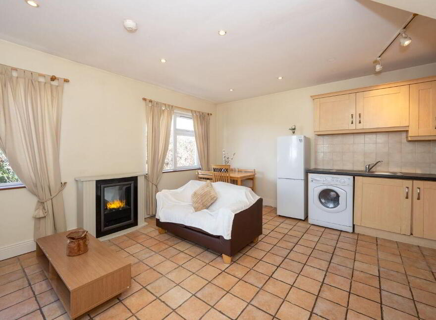 7 Huggardsland, Glasheen Road, Glasheen, T12K4H1