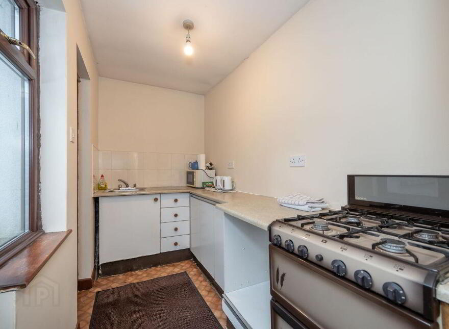 20 Hibernian Buildings, Albert Road, Blackrock, T12D9EA