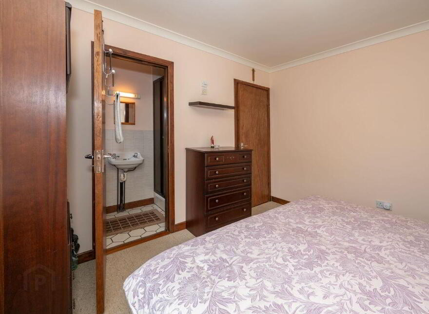 Rathmore, Baltimore, Trafrask, P81EP38