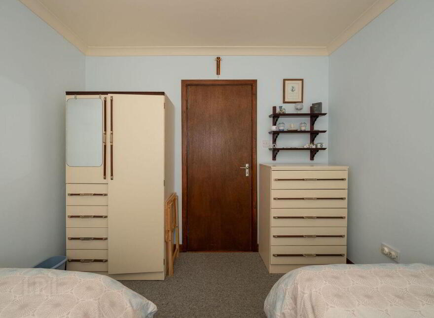 Rathmore, Baltimore, Trafrask, P81EP38