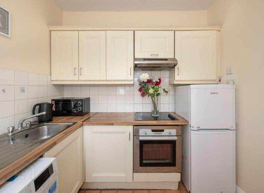 Apartment 6 Block C Grenville Court, Cork City Centre, T12RX51