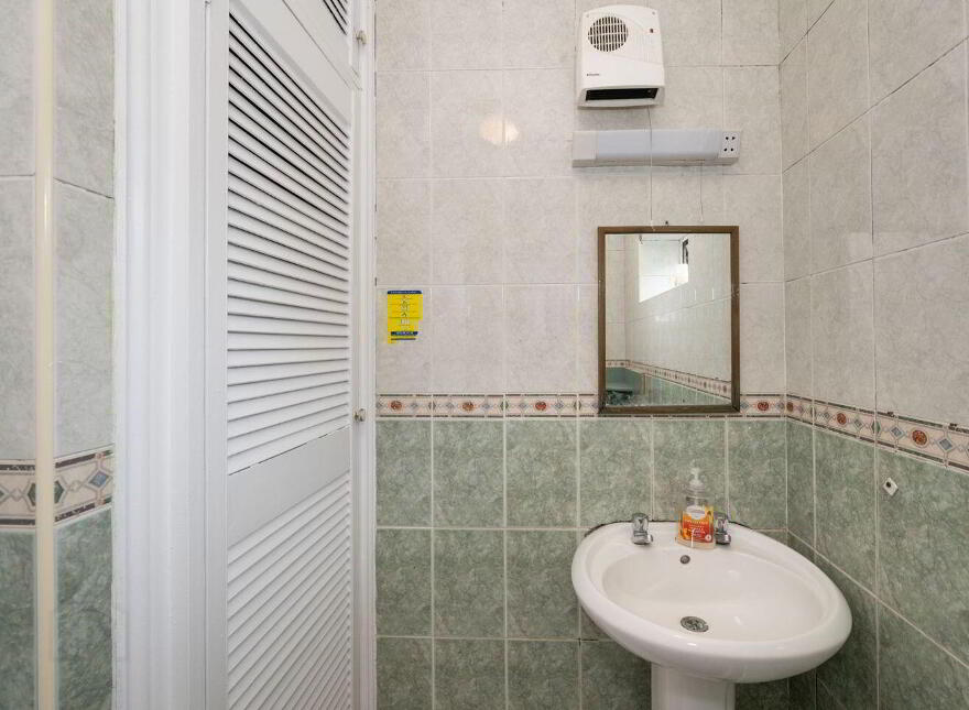 Apartment 6 Block C Grenville Court, Cork City Centre, T12RX51