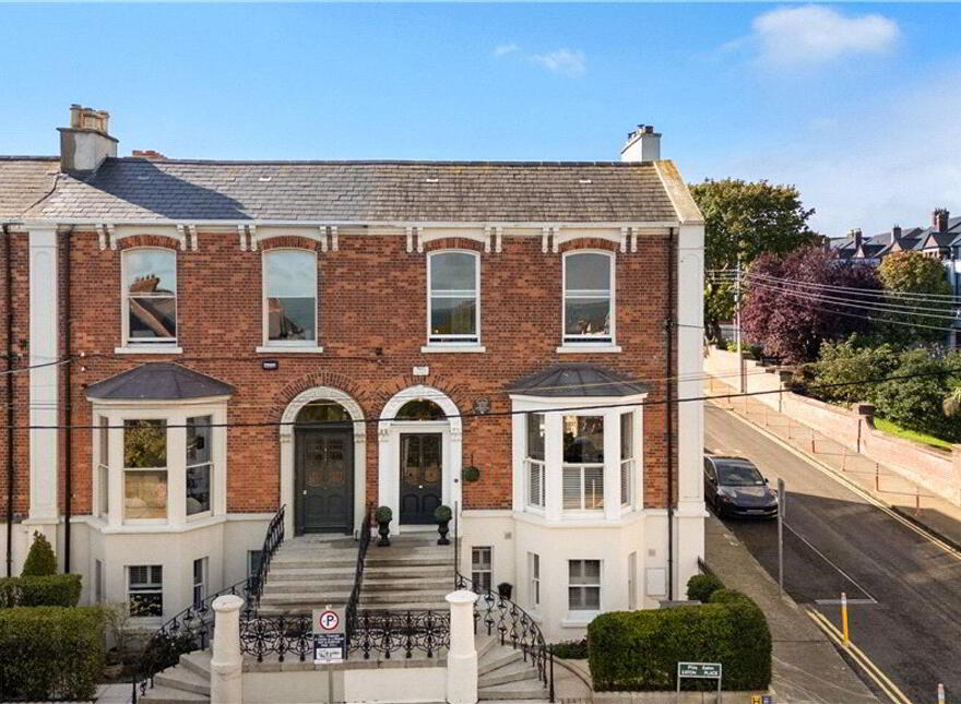 1 Eaton Place, Monkstown, A94D893