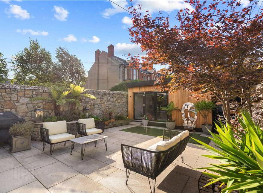 1 Eaton Place, Monkstown, A94D893