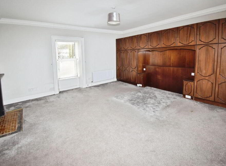 Main Street, Whitegate, P25K6C8