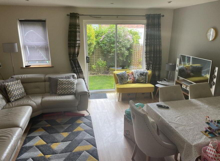 8 Ardenlee Rise, Belfast, BT6 8QD