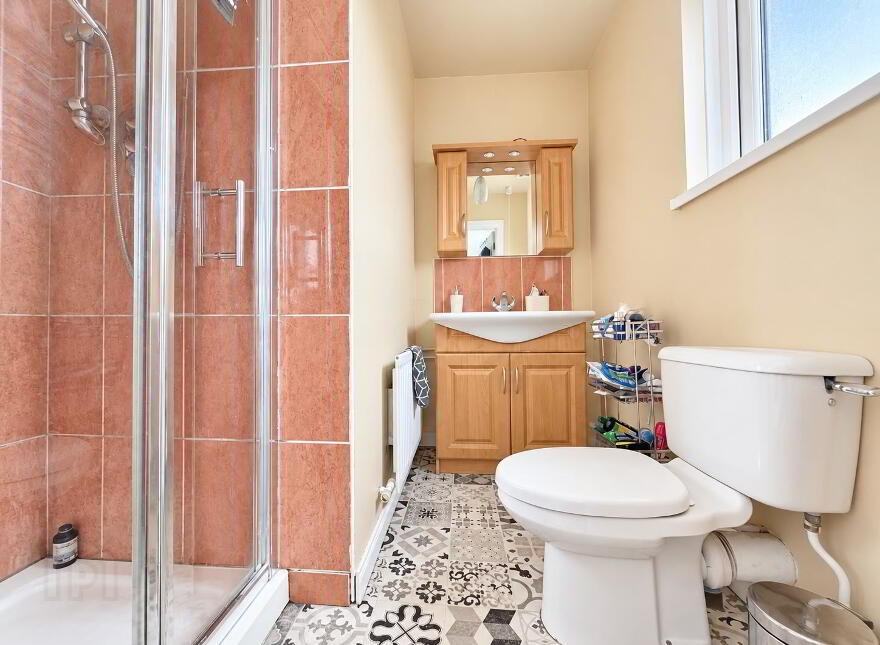 12 Red Fort Park, Carrickfergus, BT38 9EW