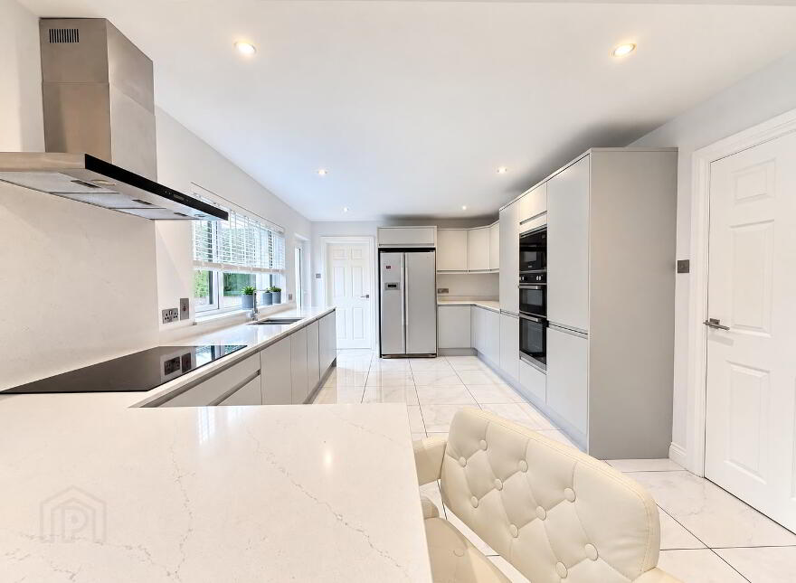 12 Red Fort Park, Carrickfergus, BT38 9EW