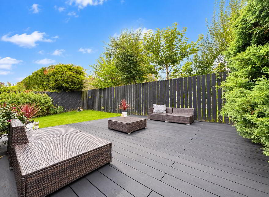 12 Red Fort Park, Carrickfergus, BT38 9EW