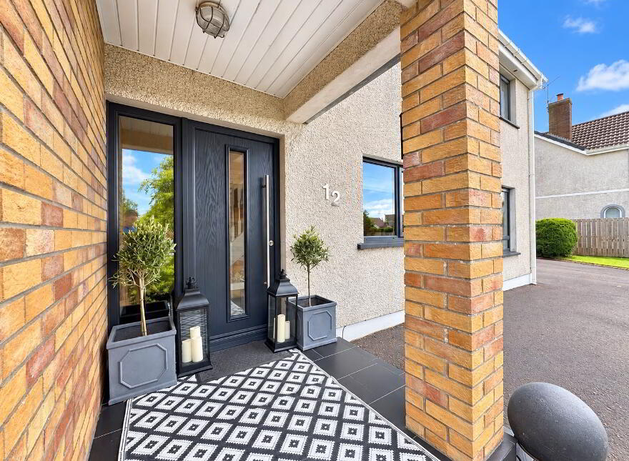 12 Red Fort Park, Carrickfergus, BT38 9EW