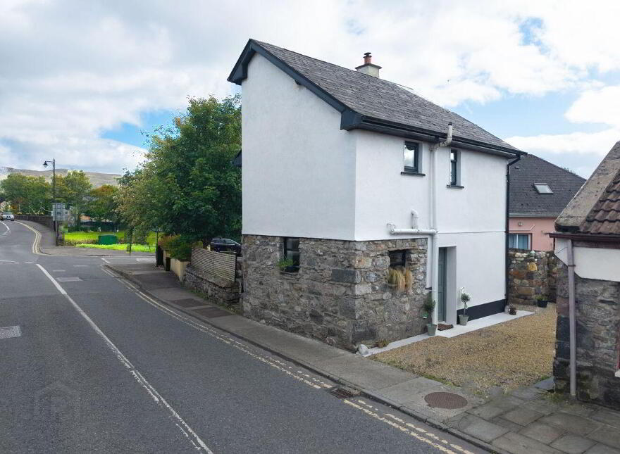 Gillie's Hut, Pontoon Road, Foxford, F26WY88