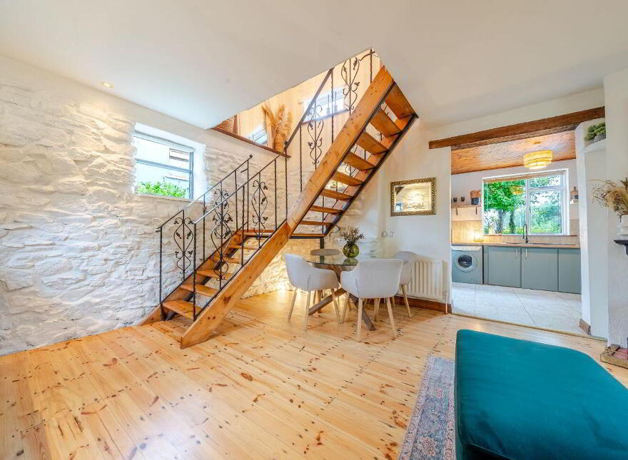 Gillie's Hut, Pontoon Road, Foxford, F26WY88
