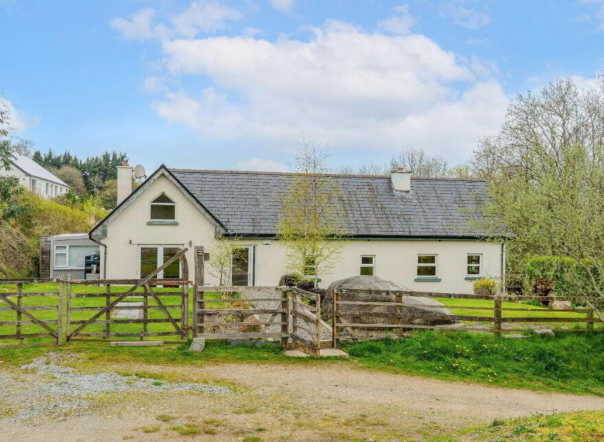 Heather Cottage, Ballymacsimon, Glenealy, A67P085