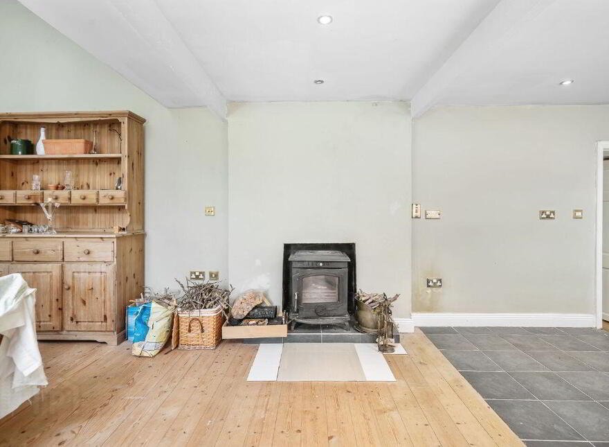 The Old School House, Ballycumber South, Tinahely, Tinahely, Y14XE02