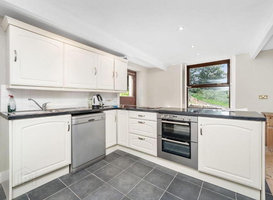 The Old School House, Ballycumber South, Tinahely, Tinahely, Y14XE02