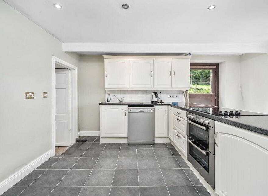 The Old School House, Ballycumber South, Tinahely, Tinahely, Y14XE02