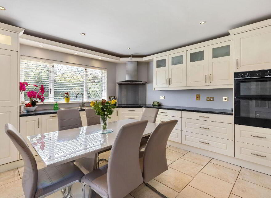 2 Carysfort Woods, Blackrock, Blackrock, A94T263