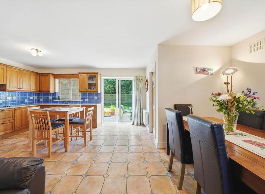 5 Newhaven, Ardamine, Riverchapel, Y25E240
