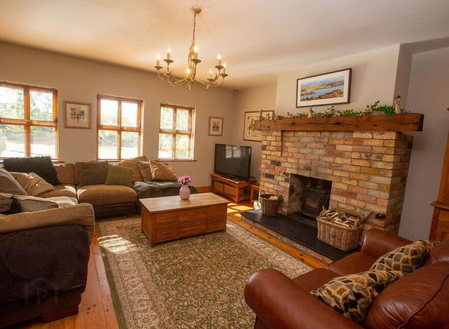 Castletown, Inch, Kilmichael, Y25WY06