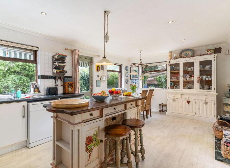 Marine Lodge, Seafield Road, Killiney, A96H966