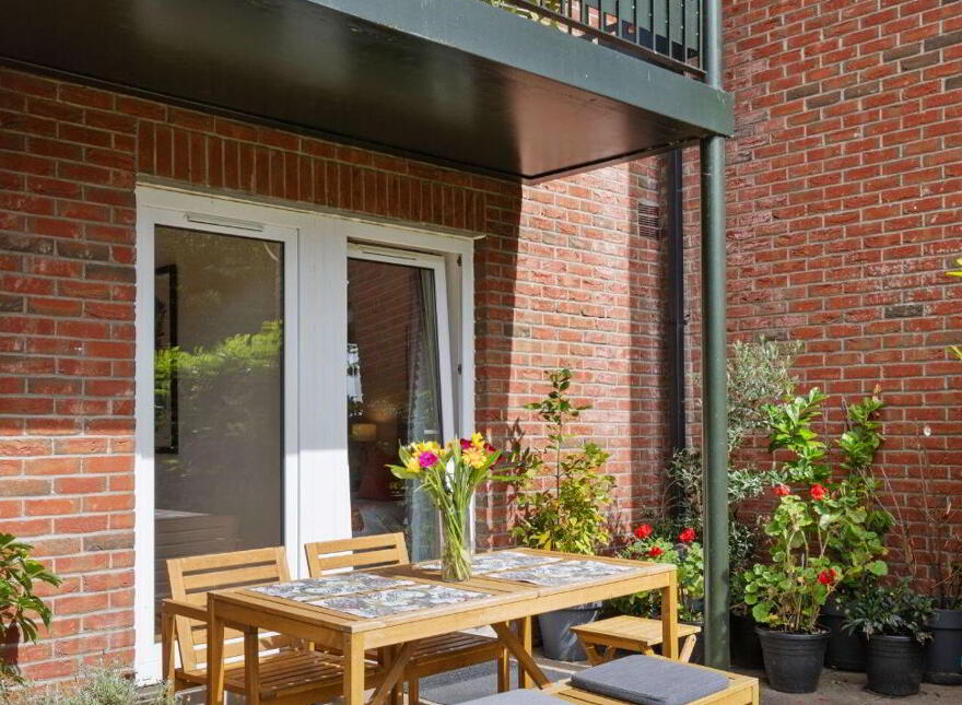Apartment 2 Wellington, Riverpark Apartments, Islandbridge, Islandbridge, D08H324