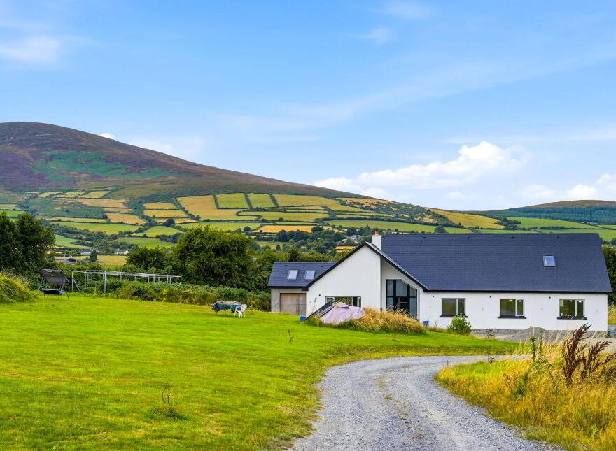 Mountain Light, Ballinlug West, Killanne, Y21K6YX