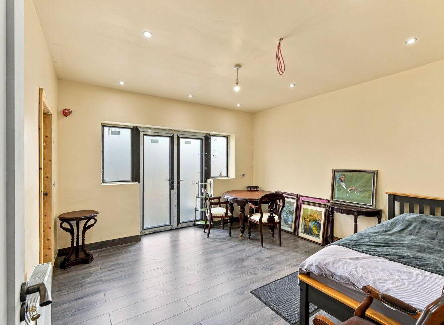Mountain Light, Ballinlug West, Killanne, Y21K6YX