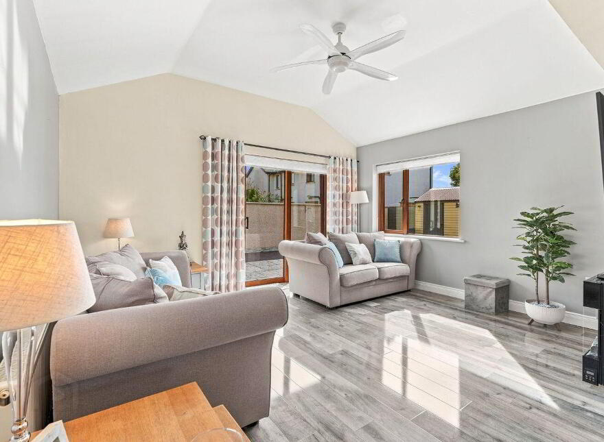 1 Bridgemeadow, Milehouse Road, Enniscorthy, Y21H7T3