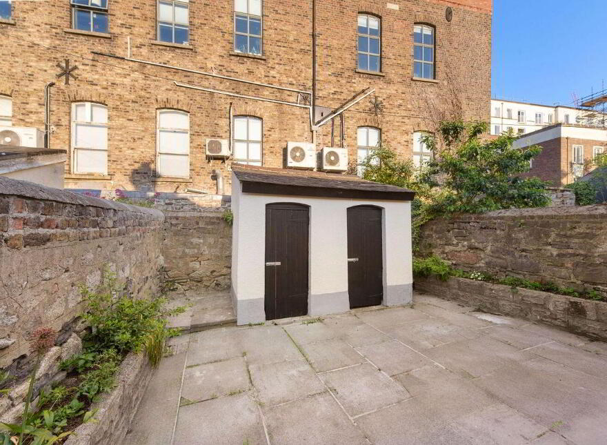 7 Albert Court East, Grand Canal Dock, D02PP46