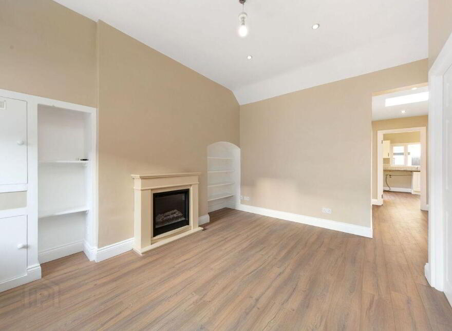 7 Albert Court East, Grand Canal Dock, D02PP46