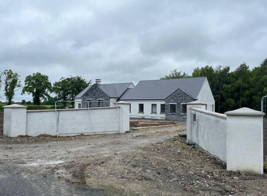 Ballymacegan, Portland, Portland, E45XY79