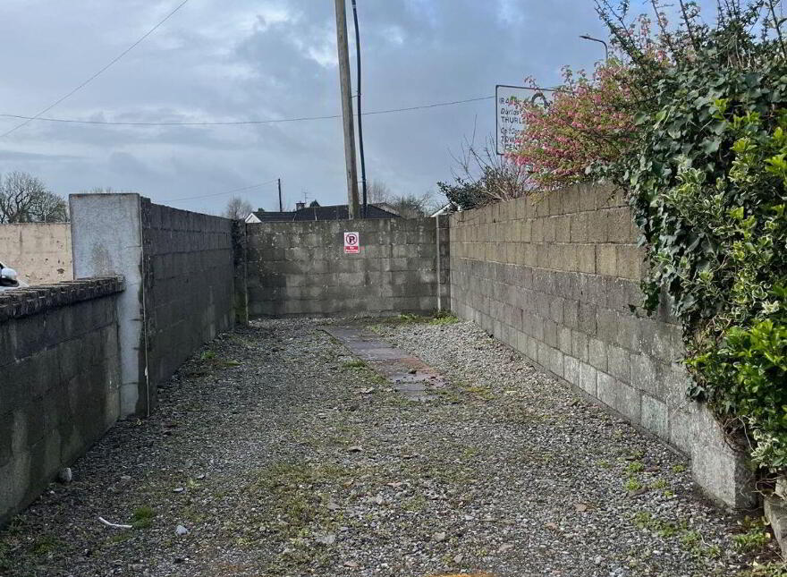 Ashe Road, Nenagh photo