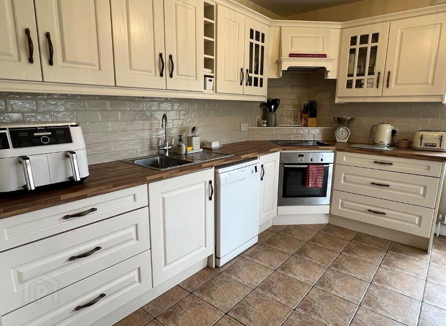 22 Pallas Derg, Newtown, Nenagh, E45AY28