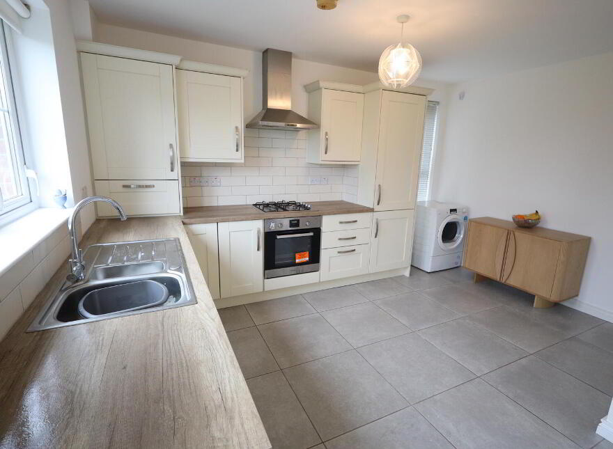 42 Tobar-Glen, Newtownabbey, BT36 6UG