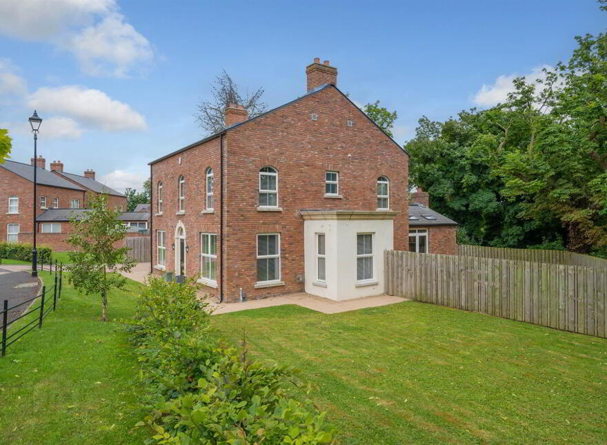 26 Willowbrook, Whiteabbey, Newtownabbey, BT37 9FE