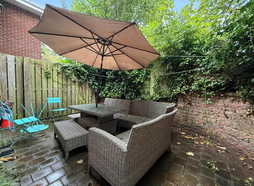 17 Rugby Court, Queens Quarter, Belfast, BT7 1PN