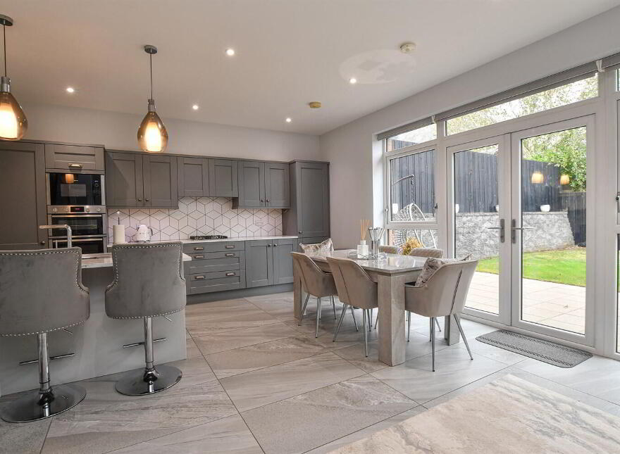 21 Donegall Park Gardens, Belfast, BT15 5EU