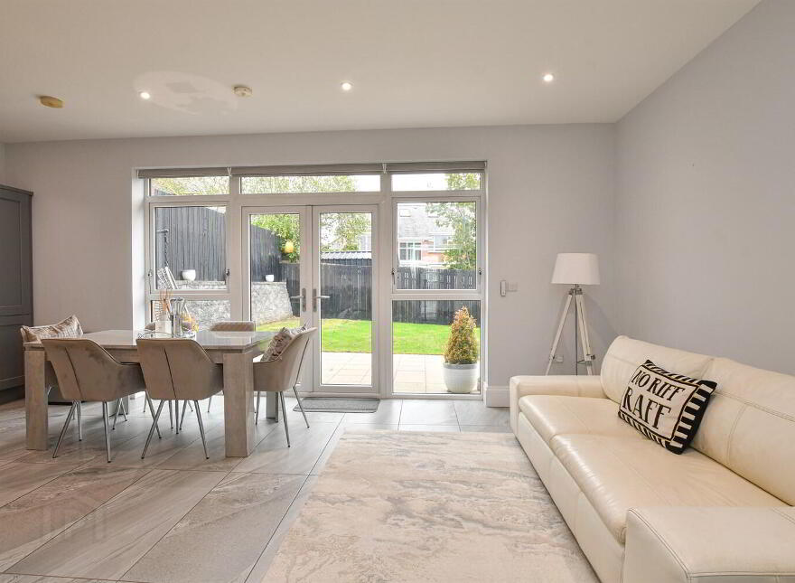 21 Donegall Park Gardens, Belfast, BT15 5EU