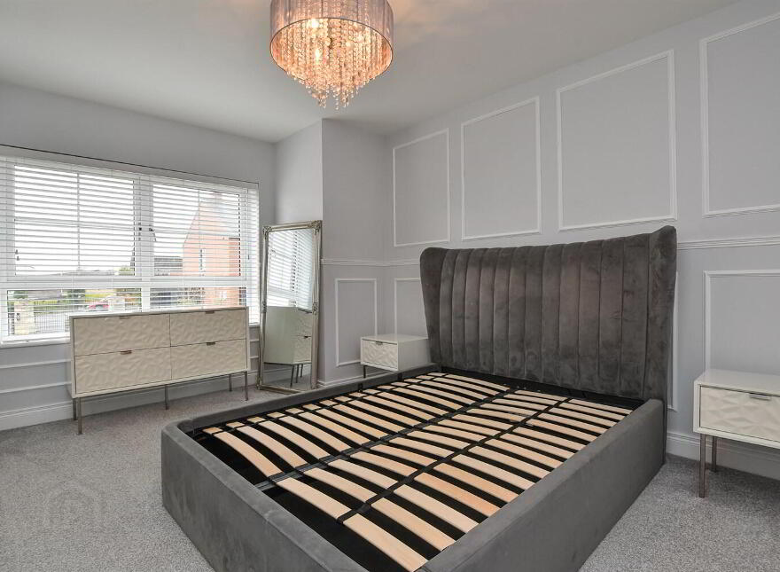 21 Donegall Park Gardens, Belfast, BT15 5EU