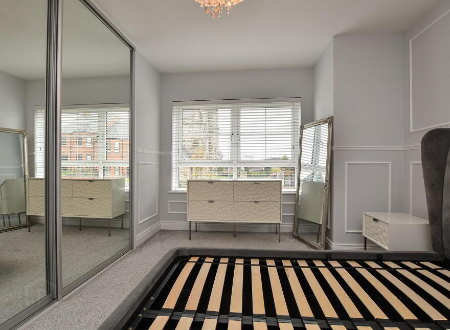 21 Donegall Park Gardens, Belfast, BT15 5EU