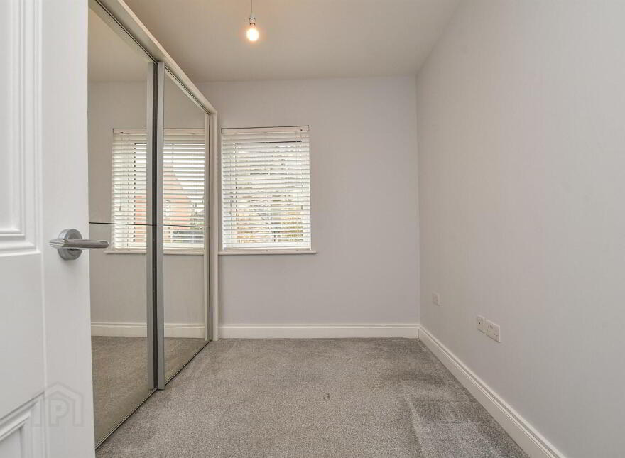 21 Donegall Park Gardens, Belfast, BT15 5EU