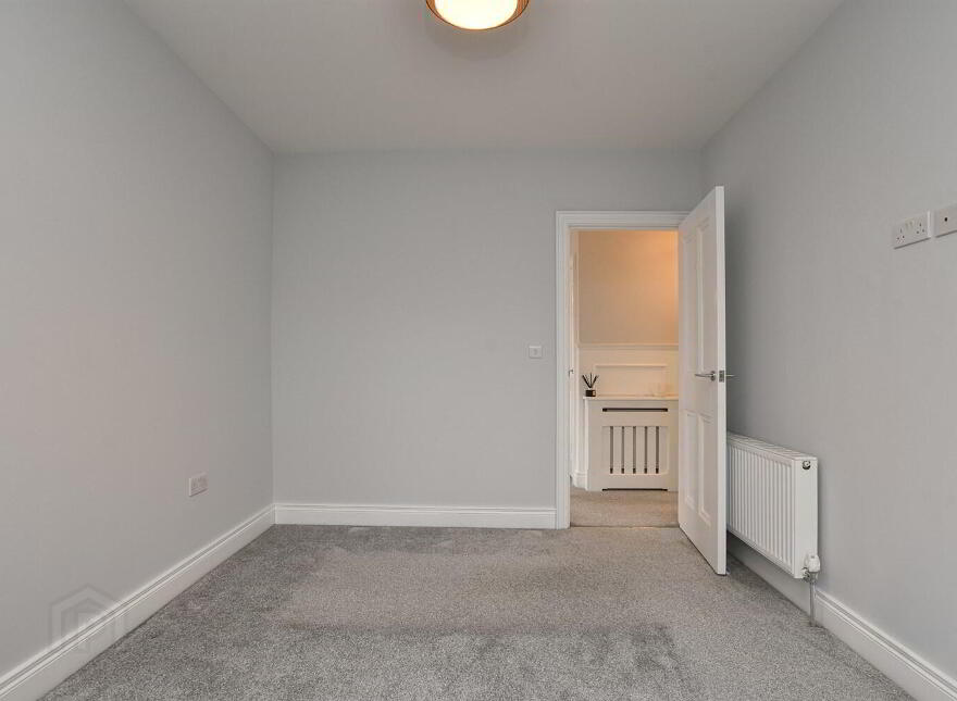 21 Donegall Park Gardens, Belfast, BT15 5EU